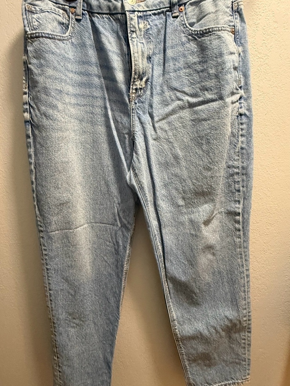 American Eagle Outfitters Light Wash Straight Leg Jeans